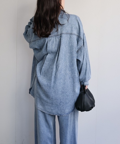ap retro(アプレトロ)の「【接触冷感】とろみデニム 2WAYルーズオーバーシャツ / 落ち感・大人リラックス・冷房対策(シャツ/ブラウス・レディース・ブルー系その他/ブラック系その他・FREE)」の12枚目の写真