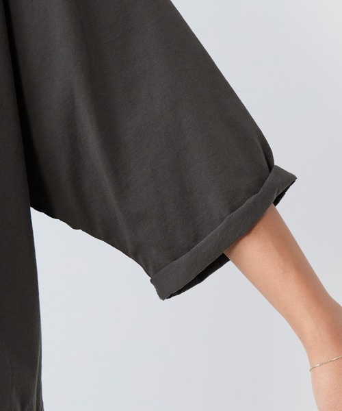 MICA&DEAL（マイカ＆ディール）の「【WEB限定カラーあり】"CHAILLY"ロゴ5分袖Tシャツ（Tシャツ/カットソー・レディース・ダークグレー/ベージュ/ネイビー/ライトピンク・FREE）」の8枚目の写真