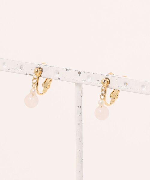CERCA(チェルカ)の「September/ミルキークオーツ+淡水パールearring(イヤリング・レディース・ピンク・FREE)」の1枚目の写真