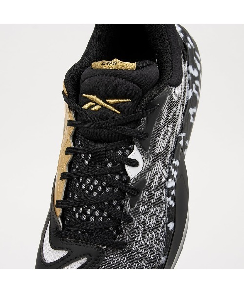 Reebok(リーボック)の「エンジン A 26 + SE / ENGINE A 26 + SE(スニーカー・メンズ・ブラック・31cm/30.0cm/29.0cm/28.5cm/28.0cm/27.5cm/27.0cm/26.5cm/26.0cm/25.5cm/25.0cm/24.0cm/24.5cm/23.5cm/23.0cm)」の8枚目の写真