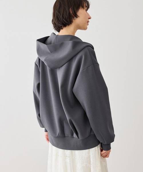 ROPE' PICNIC（ロペピクニック）の「コクーンシルエットダブルジップフーディ（パーカー・レディース・チャコールグレー/ライトグレー/キナリ・FREE）」の8枚目の写真