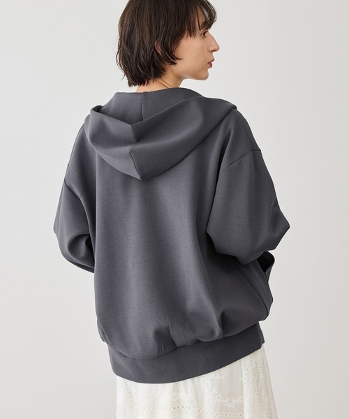 ROPE' PICNIC（ロペピクニック）の「コクーンシルエットダブルジップフーディ（パーカー・レディース・チャコールグレー/ライトグレー/キナリ・FREE）」の9枚目の写真