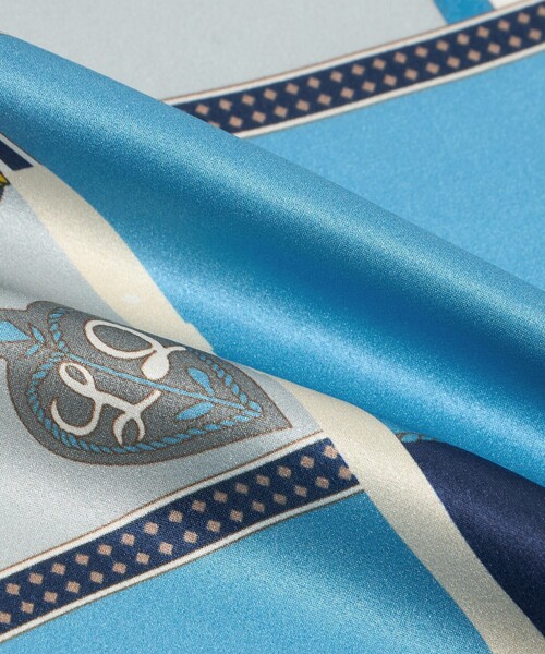 BEAUTY&YOUTH UNITED ARROWS（ビューティーアンドユースユナイテッドアローズ）の「シルク ホース スカーフ（バンダナ/スカーフ・レディース・コバルトブルー/ベージュ・FREE）」の7枚目の写真