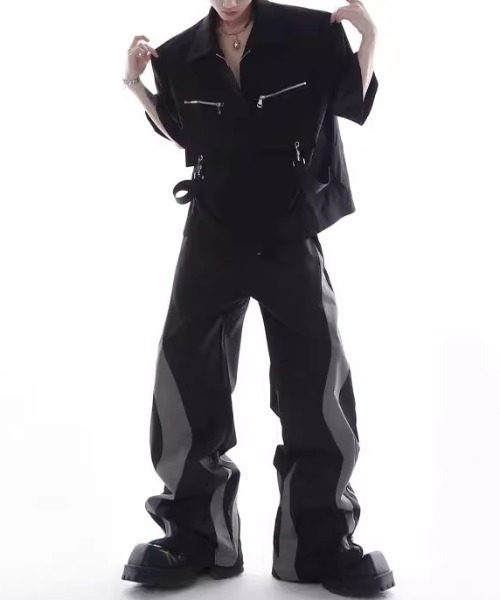 lilful(リルフル)の「【26年春夏新作】ジップデザインベルトギミック半袖シャツ(シャツ/ブラウス・メンズ・ホワイト/ブラック・L/M)」の7枚目の写真