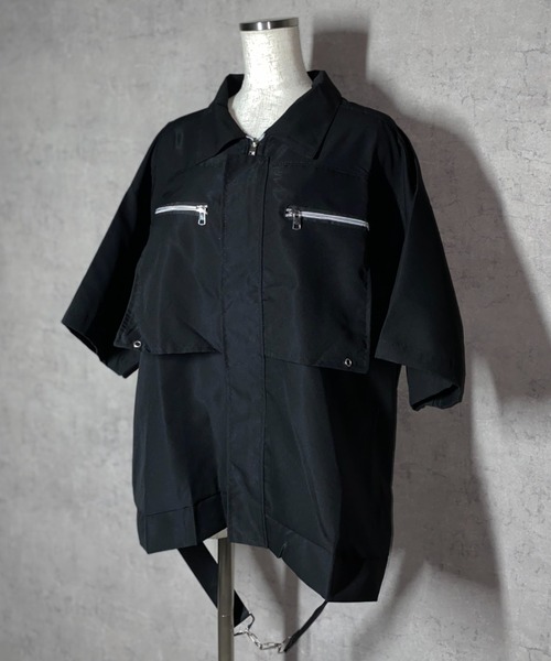 lilful(リルフル)の「【26年春夏新作】ジップデザインベルトギミック半袖シャツ(シャツ/ブラウス・メンズ・ホワイト/ブラック・L/M)」の13枚目の写真
