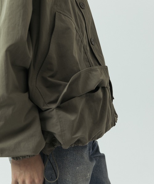 SLICK(スリック)の「【ZOZO限定】 SLICK/スリック Oversized Dolman Sleeve Hooded Jacket/オーバーサイズ ドルマンスリーブ フーデッドジャケット/オーバーサイズ(ポンチョ・メンズ・ブラック/カーキ・1/2)」の21枚目の写真