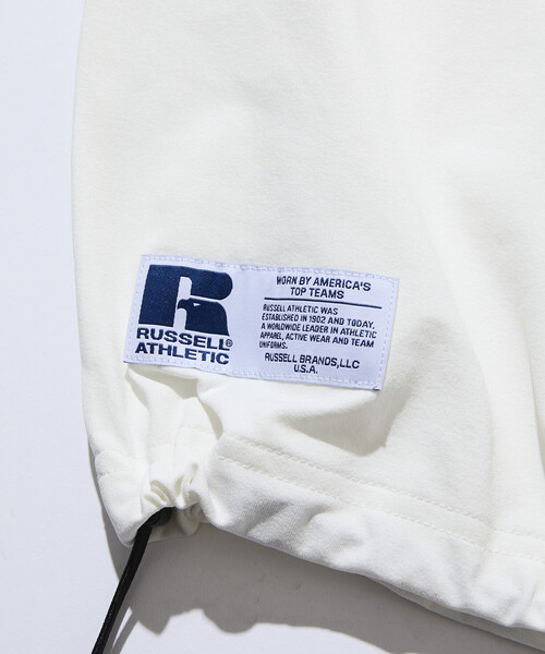 Russell Athletic(ラッセルアスレティック)の「限定展開 RUSSEL ATHLETIC×FREAK'S STORE/ラッセルアスレティック 別注 ビッグシルエット 切り替えバックデザイン ヘムコード Tシャツ(Tシャツ/カットソー・メンズ・スミクロ/ブラック/ホワイト・MEDIUM/SMALL/LARGE)」の12枚目の写真