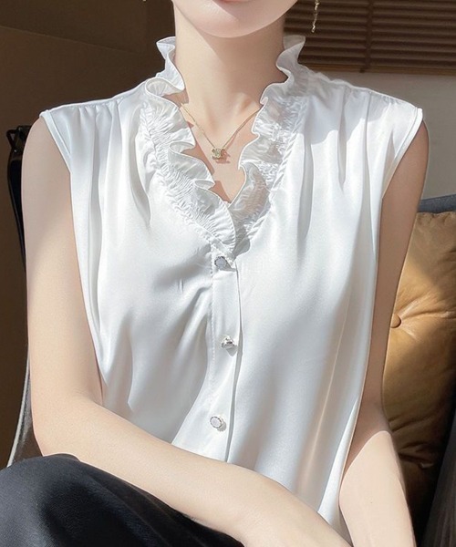 SallyLunn(サリーラン)の「スタンドフリルノースリーブブラウス(シャツ/ブラウス・レディース・ブラック/ホワイト・MEDIUM/LARGE)」の4枚目の写真