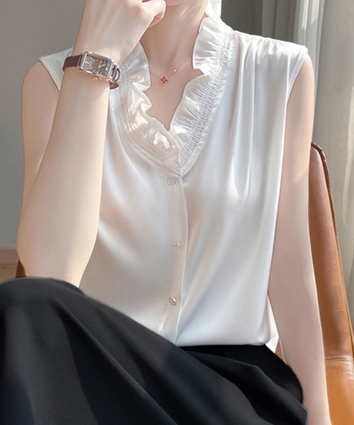 SallyLunn(サリーラン)の「スタンドフリルノースリーブブラウス(シャツ/ブラウス・レディース・ブラック/ホワイト・MEDIUM/LARGE)」の5枚目の写真