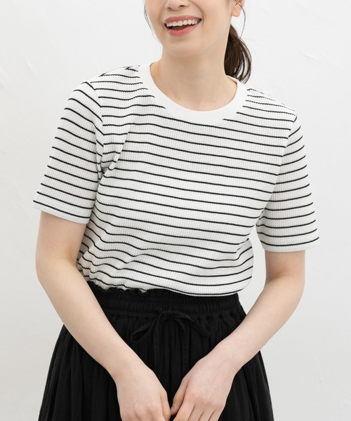 Honeys(ハニーズ)の「【UVカット】半袖ワッフルTシャツ(Tシャツ/カットソー・レディース・ネイビー/ホワイト×ブラック/ホワイト×ブルー/サックスブルー/オフホワイト/ホワイト×ピンク・L/LL/S/M)」の19枚目の写真