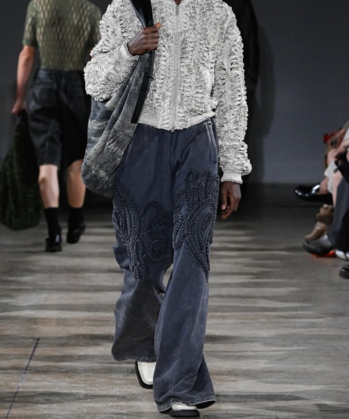 TAAKK(ターク)の「【TAAKK/ターク】Sweat Wide Pants(スウェットパンツ・メンズ・ブラック/ブルー・2/3)」の3枚目の写真