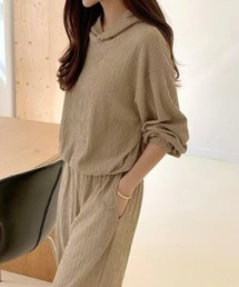 フード付きトップスワイドパンツセットアップ