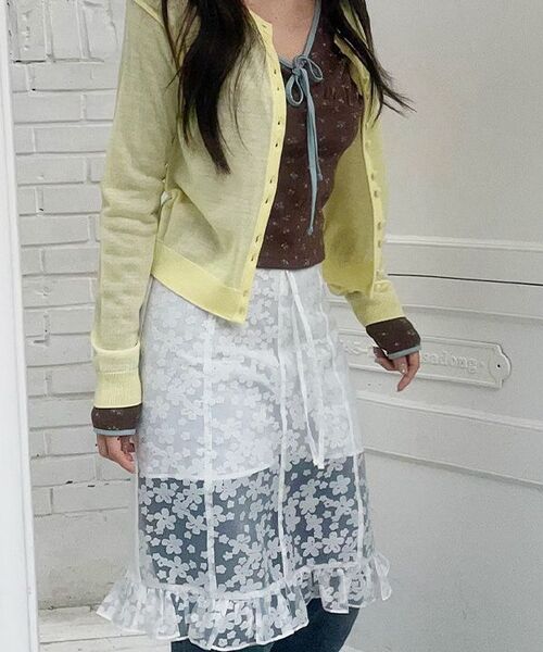 SINOON(シヌーン)の「Double Button Cardigan (Lemon Yellow)(カーディガン/ボレロ・レディース・イエロー・FREE)」の3枚目の写真
