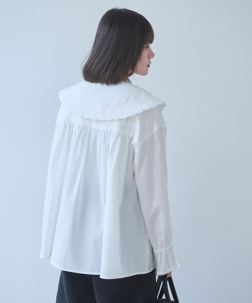 bulle de savon(ビュルデサボン)の「オリーブのキルティング衿 ブラウス(シャツ/ブラウス・レディース・ホワイト/ブラック・FREE)」の7枚目の写真