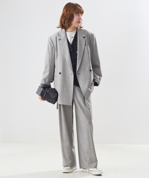 journal standard L'essage(ジャーナルスタンダードレサージュ)の「MOULI バックギャザージャケット(テーラードジャケット・レディース・ブラウン/チャコールグレー・FREE)」の3枚目の写真
