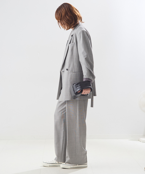 journal standard L'essage(ジャーナルスタンダードレサージュ)の「MOULI バックギャザージャケット(テーラードジャケット・レディース・ブラウン/チャコールグレー・FREE)」の4枚目の写真