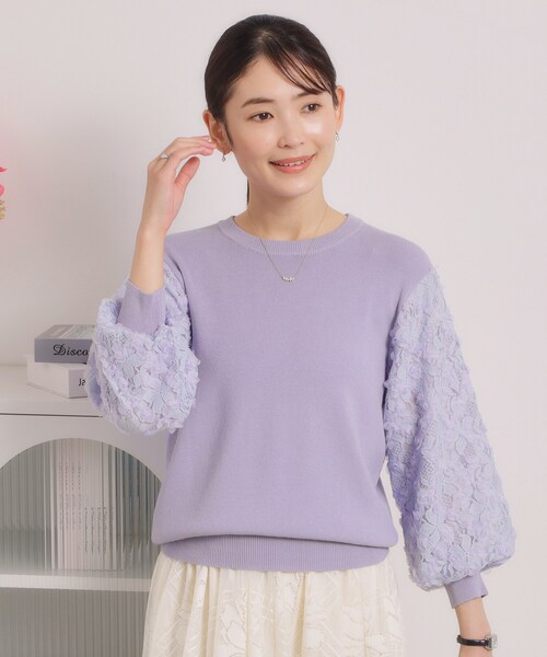ITS'DEMO（イッツデモ）の「【手洗い可】立体チュールレース袖ニット（ニット/セーター・レディース・オフホワイト/パープル/ブラック/ベビーピンク・00）」の3枚目の写真