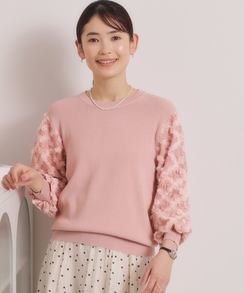 ITS'DEMO（イッツデモ）の「【手洗い可】立体チュールレース袖ニット（ニット/セーター・レディース・オフホワイト/パープル/ブラック/ベビーピンク・00）」の4枚目の写真