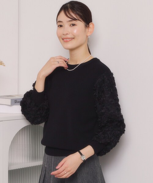 ITS'DEMO（イッツデモ）の「【手洗い可】立体チュールレース袖ニット（ニット/セーター・レディース・オフホワイト/パープル/ブラック/ベビーピンク・00）」の13枚目の写真