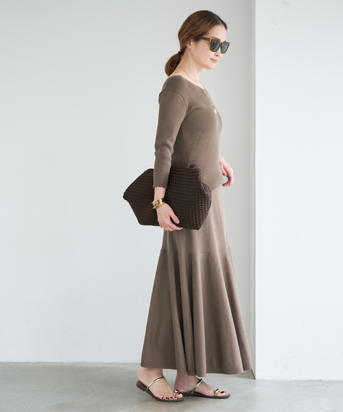 raspail(ラスパイユ)の「*【Raspail/ラスパイユ】 Reverse V-neck pullover(ニット/セーター・レディース・ブラック/カーキ・FREE)」の14枚目の写真