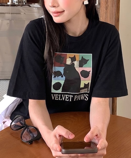 SpRay(スプレイ)の「CAT プリント Tシャツ(Tシャツ/カットソー・レディース・オフホワイト/ブラック/オートミール/レッド・FREE)」の2枚目の写真