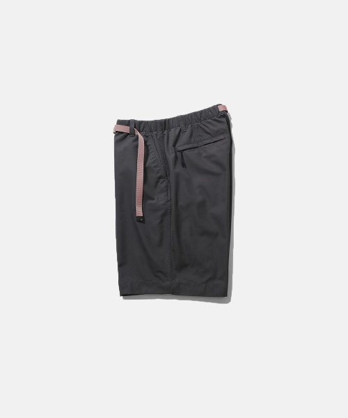 MOIF（モイフ）の「[SS26] COMFY SKATER SHORTS / CHARCOAL（その他パンツ・メンズ・その他・1(S)/2(M)/3(L)）」の2枚目の写真