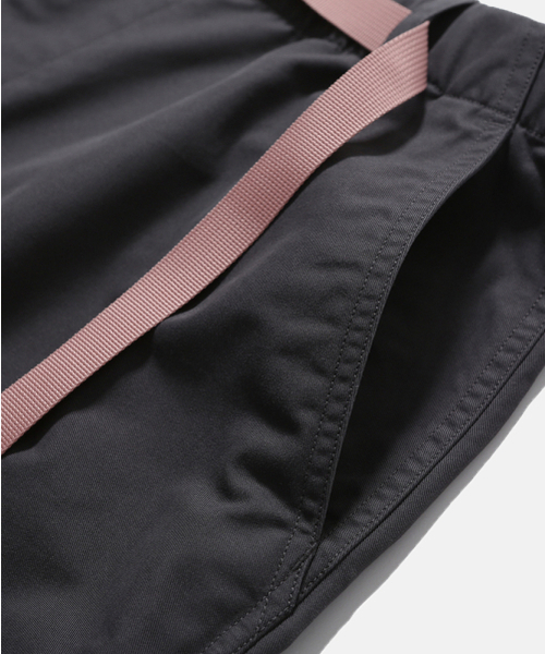 MOIF（モイフ）の「[SS26] COMFY SKATER SHORTS / CHARCOAL（その他パンツ・メンズ・その他・1(S)/2(M)/3(L)）」の5枚目の写真