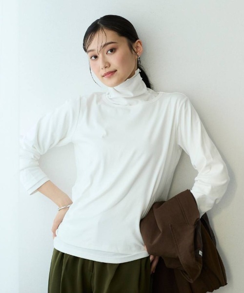 COMMON+HAUS(コモンハウス)の「レイヤードカットソー(2枚組)(その他トップス・レディース・グリーン/ホワイト/ブラック・M/L)」の2枚目の写真