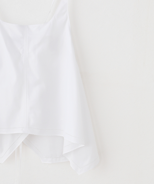 LOW CLASSIC(ロウ クラシック)の「【LOW CLASSIC/ロウ クラシック】 FLARED SLEEVELESS TOP(シャツ/ブラウス・レディース・ホワイト・SMALL)」の10枚目の写真