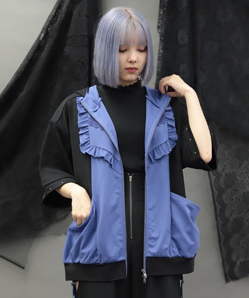 NIBBLE POISON(ニブルポイズン)の「バイカラーフリルパーカー(カーディガン/ボレロ・レディース・サックスブルー/ブラック・MEDIUM)」の7枚目の写真