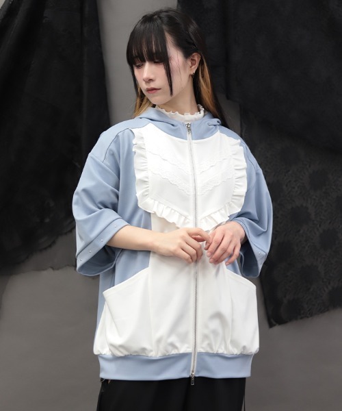 NIBBLE POISON(ニブルポイズン)の「バイカラーフリルパーカー(カーディガン/ボレロ・レディース・サックスブルー/ブラック・MEDIUM)」の8枚目の写真