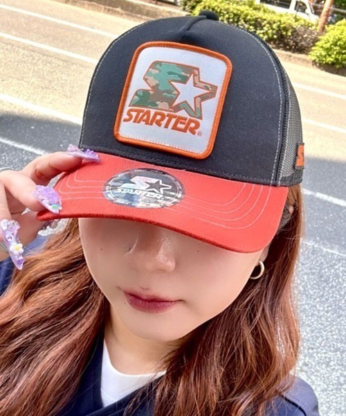 Lafayette(ラファイエット)の「メッシュキャップ - STBL-MCP3 STARTER BLACK×ORANGE 2TONE メッシュキャップ(キャップ・レディース・ブラック・ONE SIZE)」の1枚目の写真