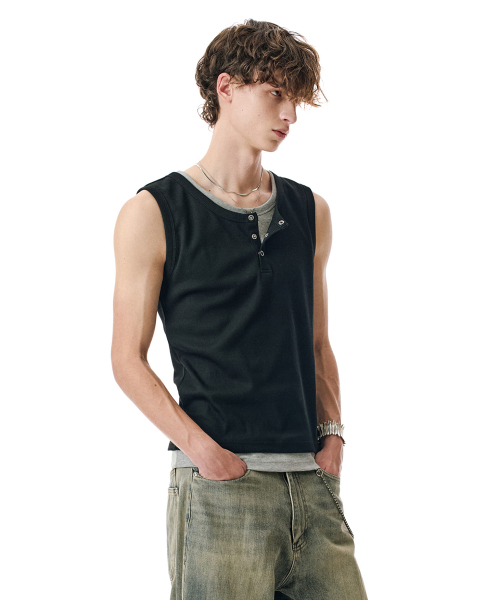 SECONDMONO（セカンドモノローグ）の「Layered Henley Sleeveless [BLACK]_SETS059BLACK（Tシャツ/カットソー・レディース・その他・MEDIUM/LARGE）」の4枚目の写真