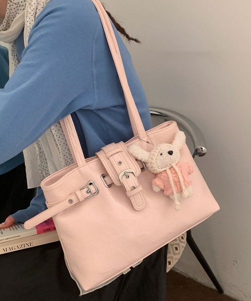NoBelle(ノベル)の「フェイクレザーシンプルワンハンドバック カジュアルハンドバック(ハンドバッグ・レディース・イエロー/ピンク/アイボリー/ブラック・FREE)」の8枚目の写真