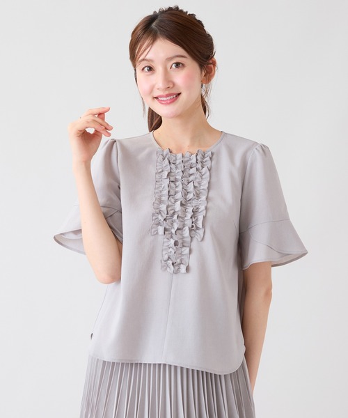 Rose Tiara(ローズティアラ)の「【撥水/通気性◎】フロントフリルブラウス(シャツ/ブラウス・レディース・ピンク/グレー/ブラック・38/42/46)」の3枚目の写真