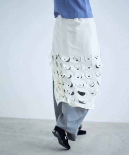 I am I in fact...（アイアムアイインファクト）の「LOL Wrap Skirt（スカート・レディース・ブラック/ブルー/アイボリー・FREE）」の4枚目の写真