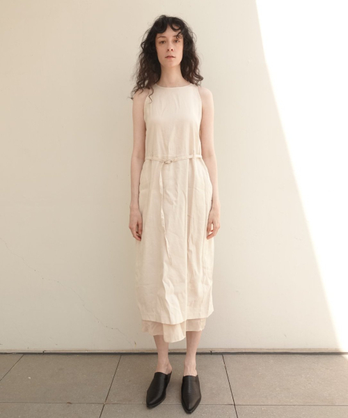 NAYRO(ネイロ)の「Linen double layered sleeveless dress Cream(ワンピース・レディース・その他・FREE)」の1枚目の写真