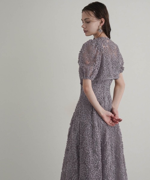 atlo(アトロ)の「ミモレ丈&袖あり フォーマル パフスリーブ パールボタン ノースリーブ セレモニー 結婚式二次会 パーティードレス オケージョンドレス お呼ばれ 同窓会成人式(ドレス・レディース・グレー/ブラック/イエロー・M/L/S)」の4枚目の写真