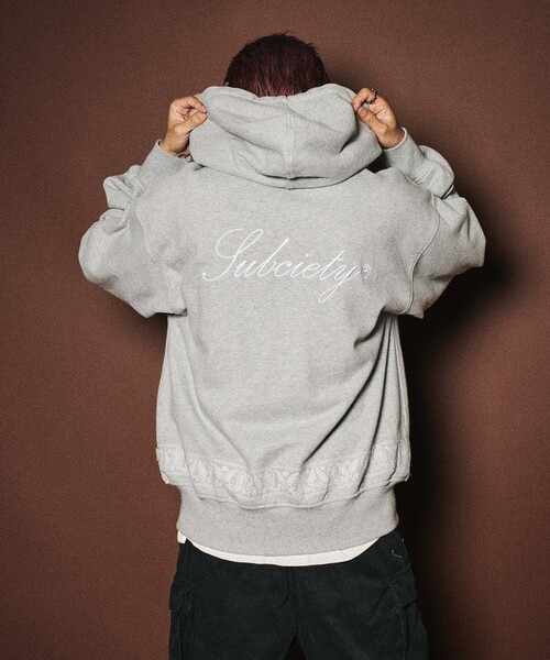Subciety（サブサエティ）の「Emboidery bandanna hoodie（ベスト・メンズ・グレー/ブラック・SMALL/MEDIUM/LARGE/X-LARGE）」の17枚目の写真