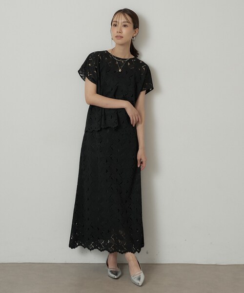 UNTITLED(アンタイトル)の「【セットアップ可/品のある透け感】リーフレースブラウス(シャツ/ブラウス・レディース・ダークブラウン/ブラック/オフホワイト・00/02/04)」の14枚目の写真