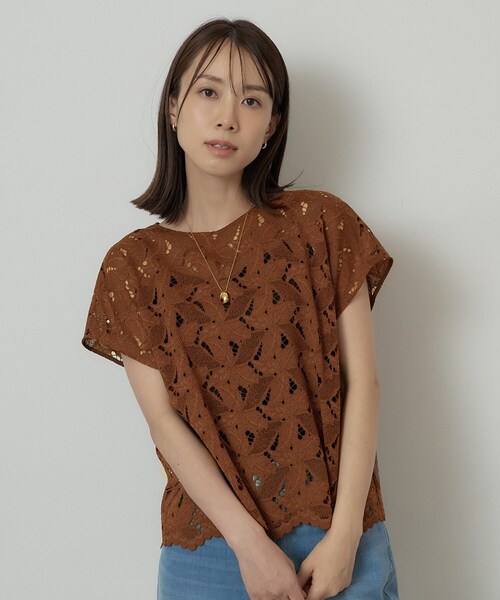 UNTITLED(アンタイトル)の「【セットアップ可/品のある透け感】リーフレースブラウス(シャツ/ブラウス・レディース・ダークブラウン/ブラック/オフホワイト・00/02/04)」の17枚目の写真