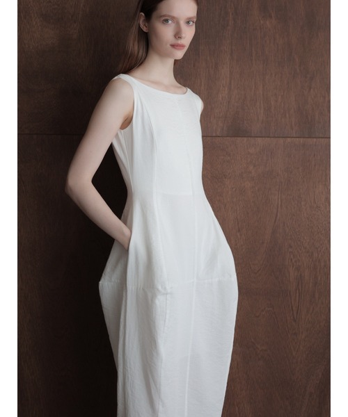 celon(セロン)の「allure silhouette slinky maxi dress(ワンピース・レディース・ブラウン/アイボリー・FREE)」の12枚目の写真