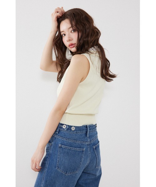 rienda(リエンダ)の「シャツレイヤードライクニットベスト 夏服(ニット/セーター・レディース・ブラック/グレー/ライトイエロー/ブルー・FREE)」の5枚目の写真