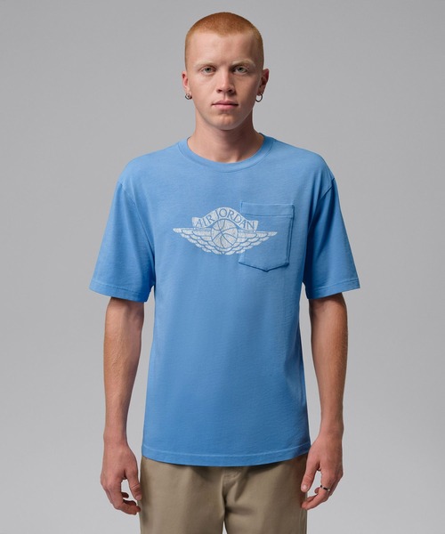 JORDAN BRAND(ジョーダンブランド)の「JORDAN BRAND M J FLT ES 85 W PKT SS CRW / ジョーダン ブランド FLT ES 85 W PKT S/S クルー/NIKE【SP】(Tシャツ/カットソー・メンズ・ブラウン/ブラック/ブルー/ホワイト・S/M/L/XL/XXL/3XL)」の4枚目の写真