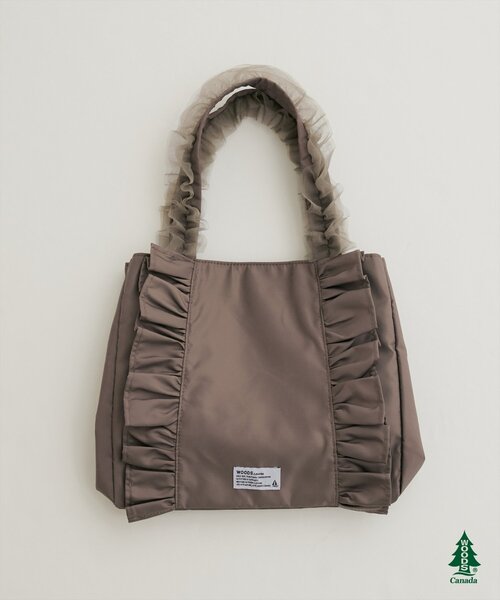 natural couture(ナチュラルクチュール)の「【WOODS×natural couture】ショルダー付きフリルトートバッグ(トートバッグ・レディース・ピンクベージュ/ブラック/アイボリー/ライトブラウン・FREE)」の5枚目の写真
