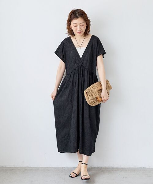 le.coeur blanc(ルクールブラン)の「ジャガード2WAYシャツワンピース(シャツワンピース・レディース・ブラック/ブラウン・38)」の11枚目の写真