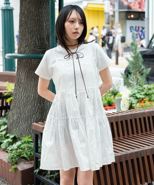 WEGO（ウィゴー）の「WEGO/【26年春夏新作】ティアードキャミワンピース（ワンピース・レディース・その他2/その他1/ホワイト/ブラック・FREE）」の2枚目の写真