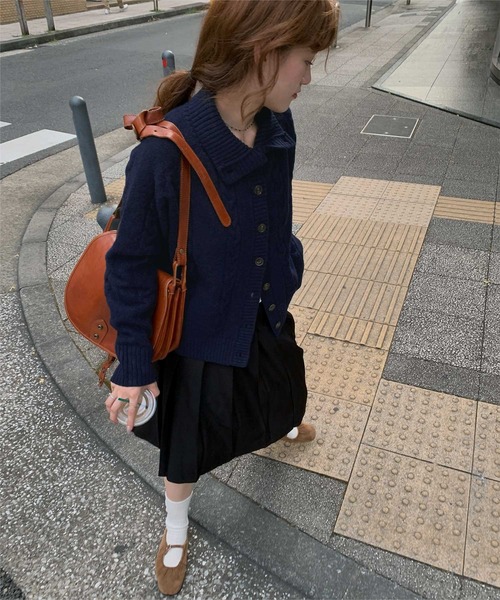 miette（ミエット）の「ハイネックランダムケーブルニットカーディガン（カーディガン/ボレロ・レディース・レッド/アイボリー/ネイビー・FREE）」の10枚目の写真