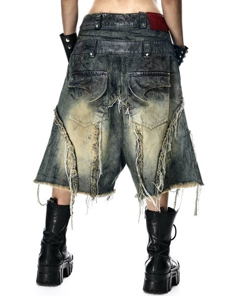 RICH(リッチ)の「【RICH】VAMP DIRT WASHED SHORT / 【RICH】ダーティーウォッシュアイレットダブルウエストダメージハーフパンツ(デニムパンツ・メンズ・ブルー・01/02)」の10枚目の写真