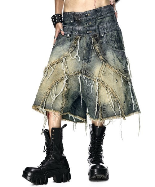 RICH(リッチ)の「【RICH】VAMP DIRT WASHED SHORT / 【RICH】ダーティーウォッシュアイレットダブルウエストダメージハーフパンツ(デニムパンツ・メンズ・ブルー・01/02)」の8枚目の写真